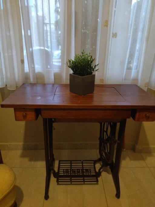 Kalamata Beach Maizonette Ground Floor And Semi-Basement With Yard Bagian luar foto