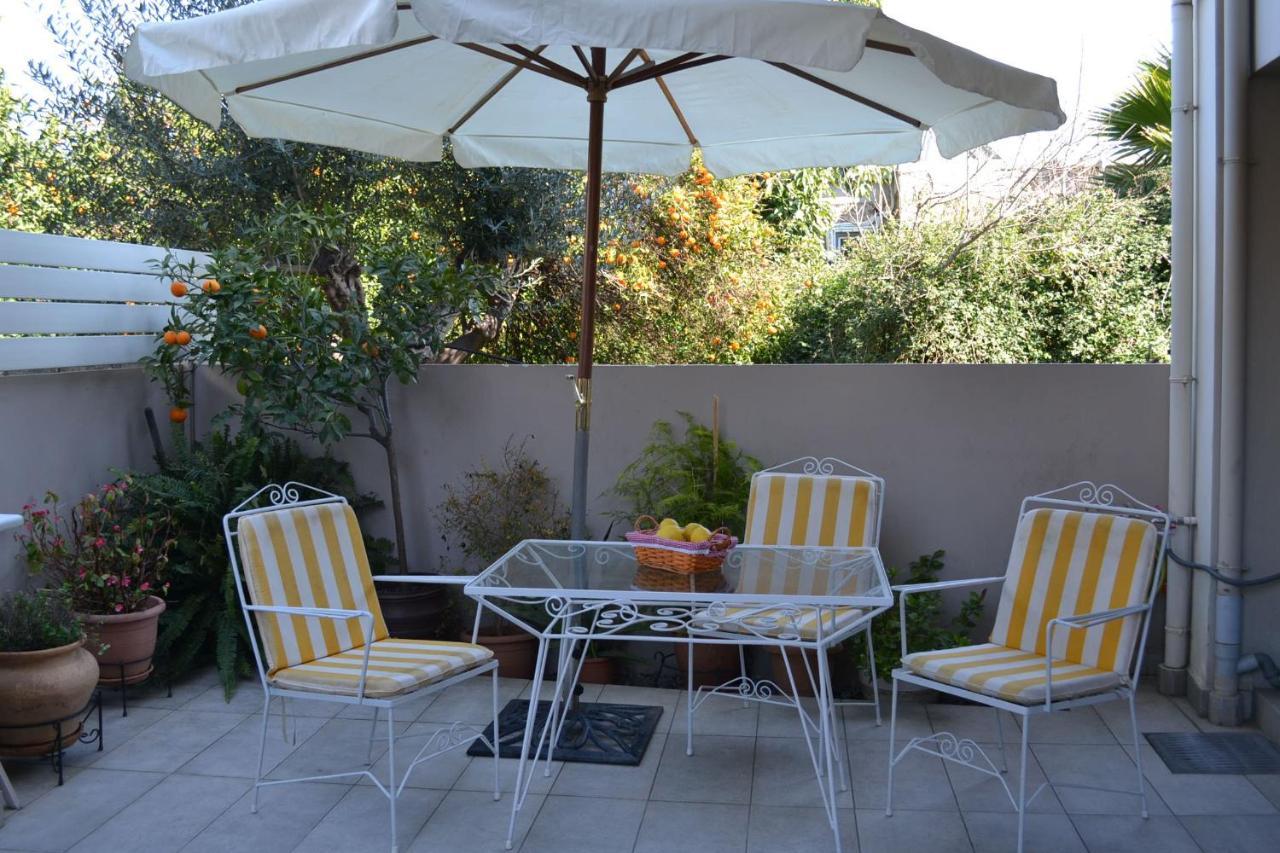 Kalamata Beach Maizonette Ground Floor And Semi-Basement With Yard Bagian luar foto
